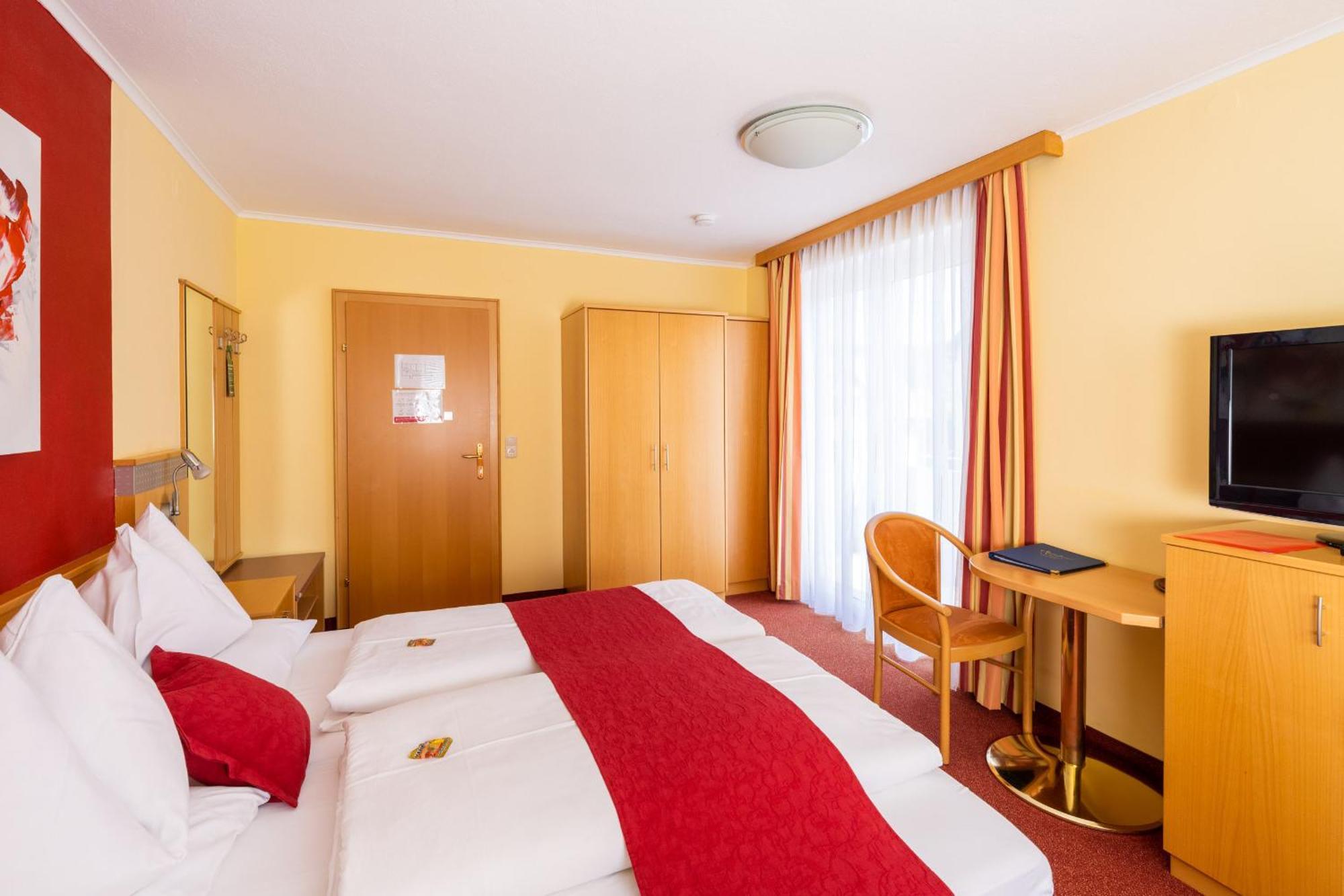 וולדן אם וורתרסי Strandhotel Schabus חדר תמונה