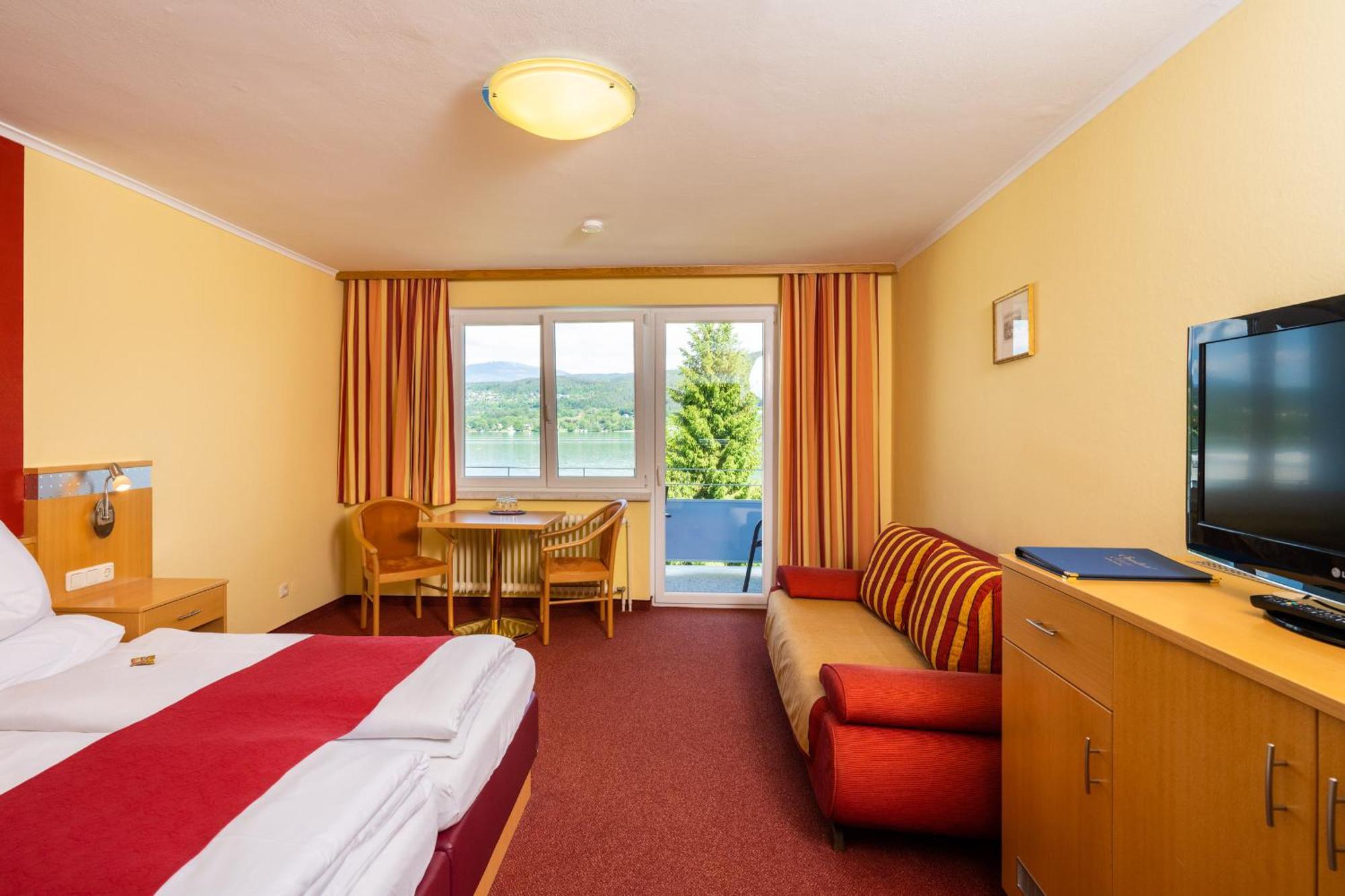 וולדן אם וורתרסי Strandhotel Schabus חדר תמונה