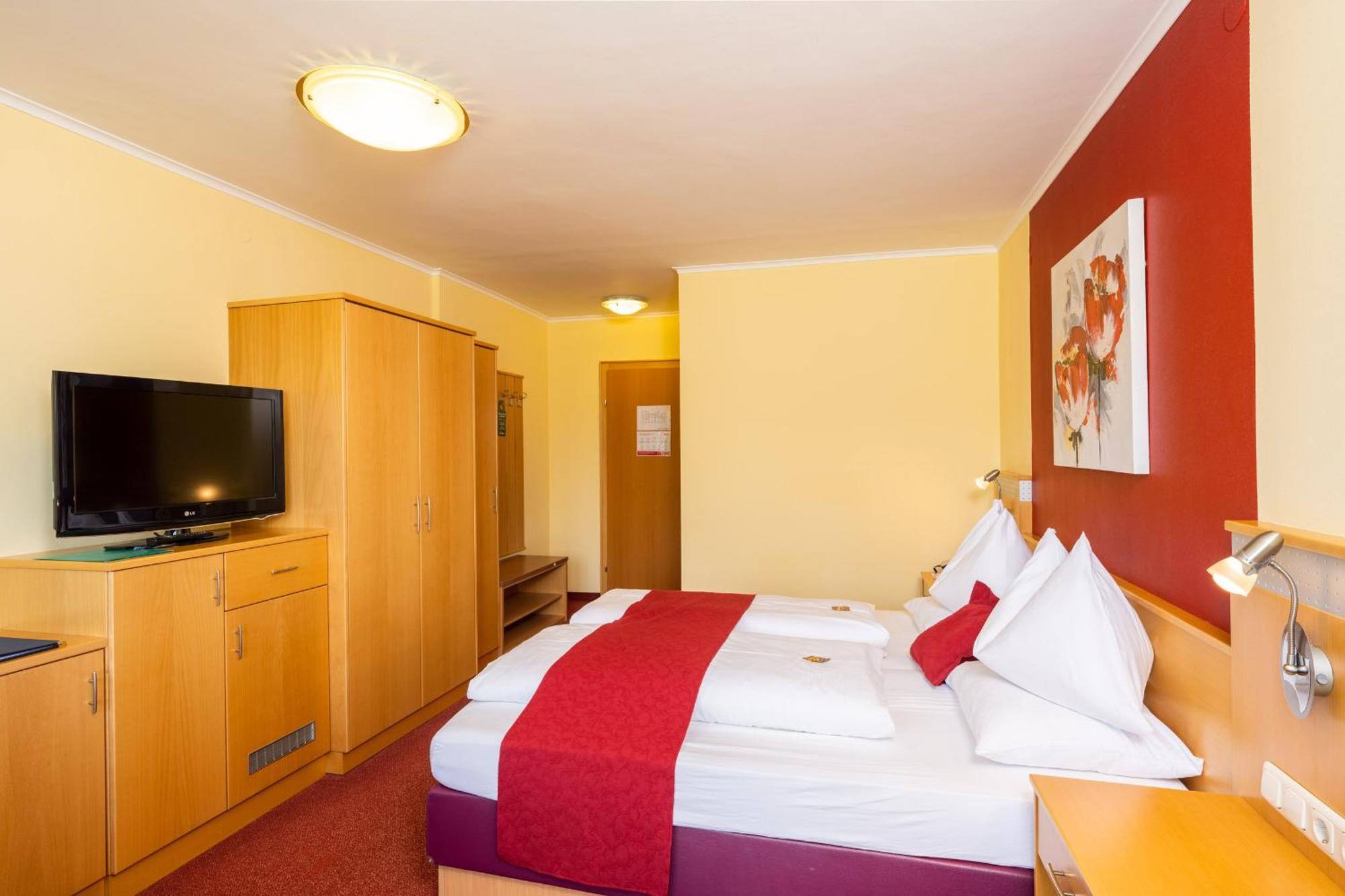 וולדן אם וורתרסי Strandhotel Schabus חדר תמונה